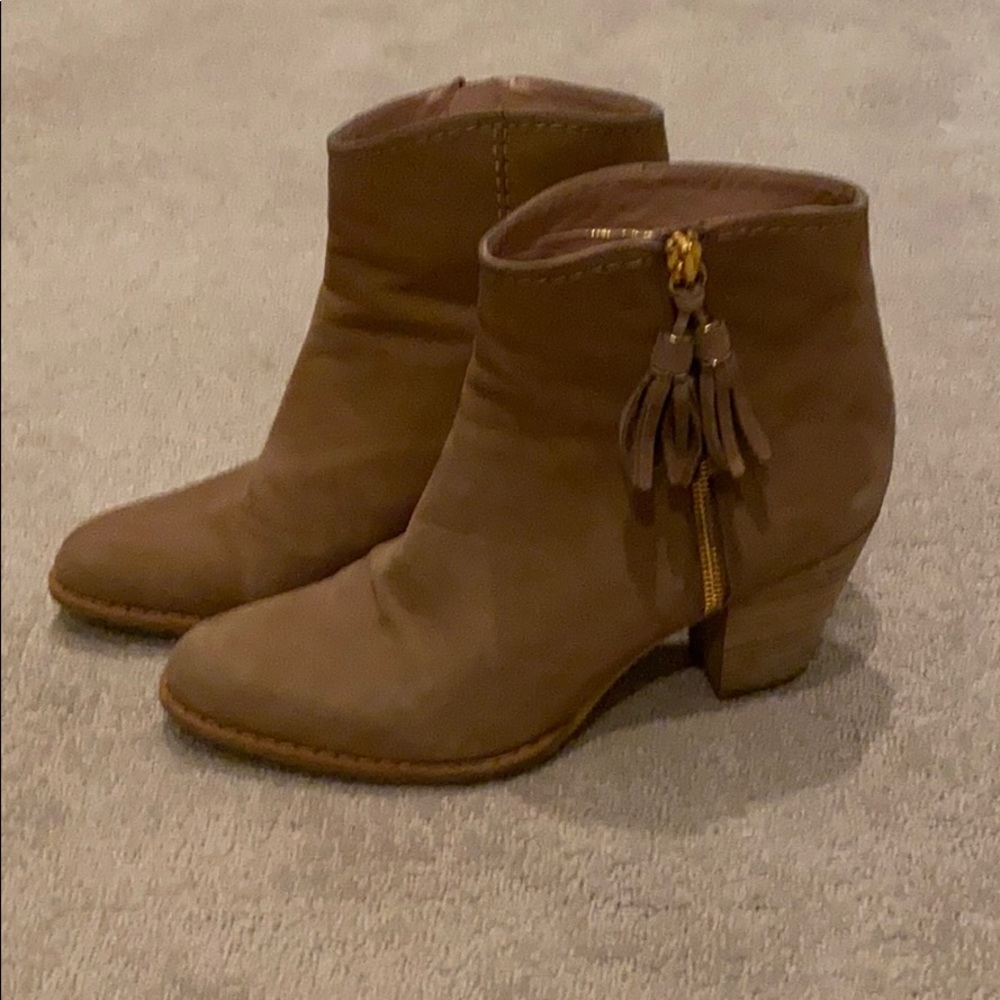 Stuart Weitzman boots